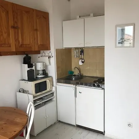 Coquet Appartement Fleury  Exterior photo